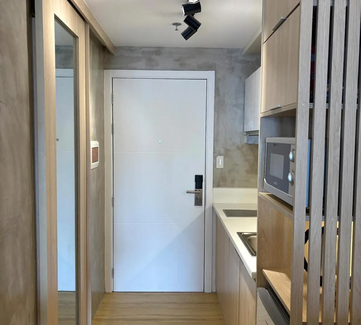 1Ldk Air Studio In Makati City Manila