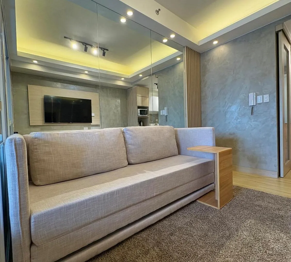 1Ldk Air Studio In Makati City Manila Apartment