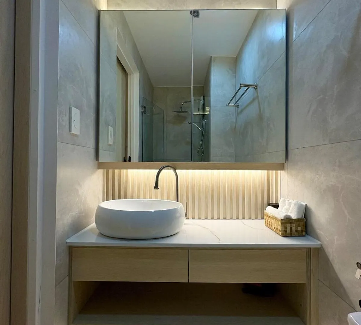 1Ldk Air Studio In Makati City Manila Apartment
